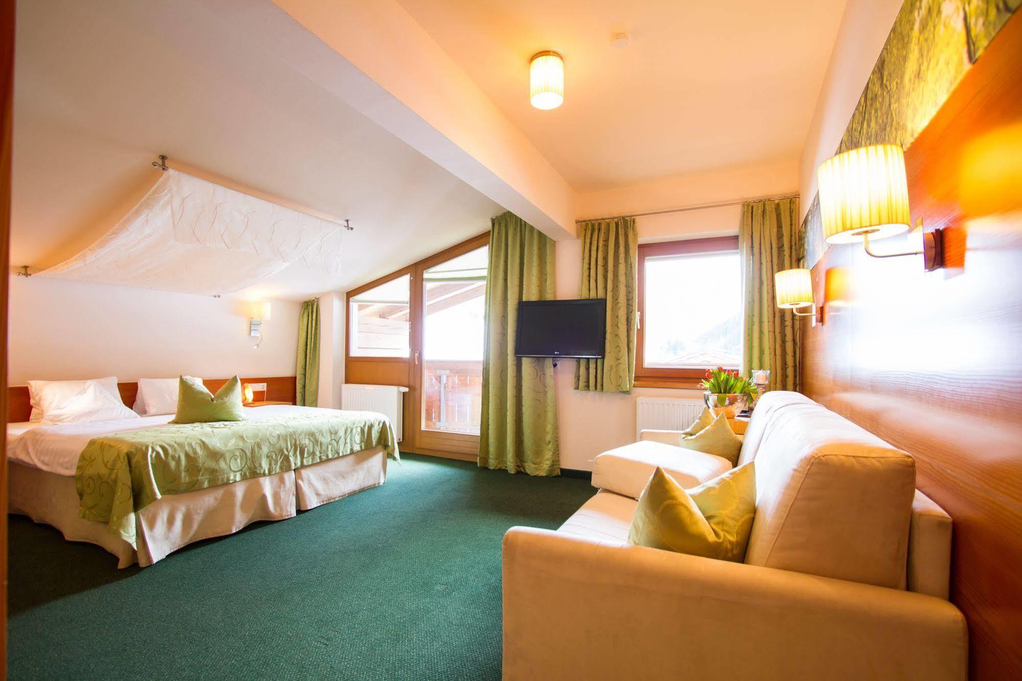 Hotel Garni Romantika Санкт-Леонхард-им-Пицталь Экстерьер фото